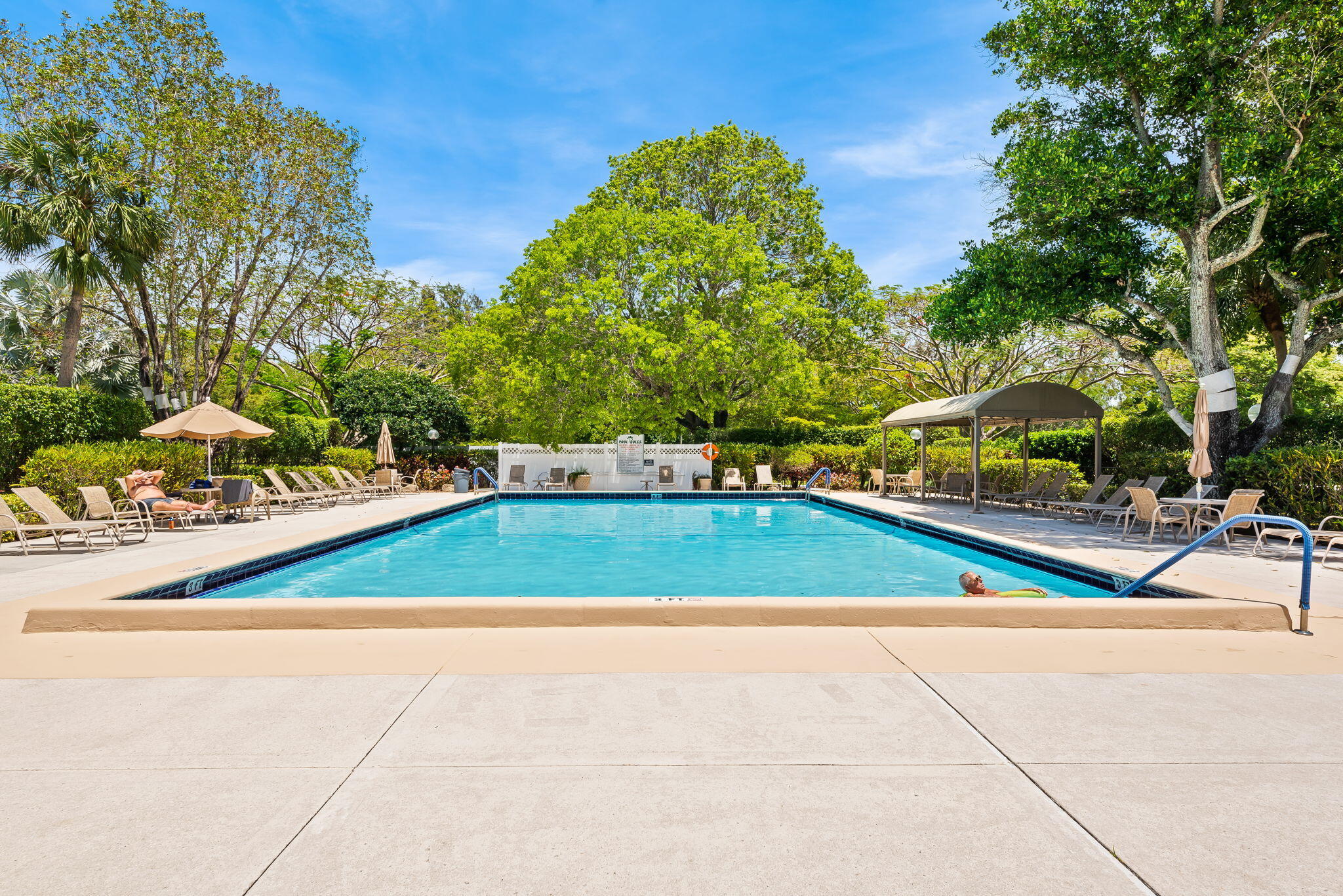 NO 112 PALM-AIRE COUNTRY CLUB - Residential