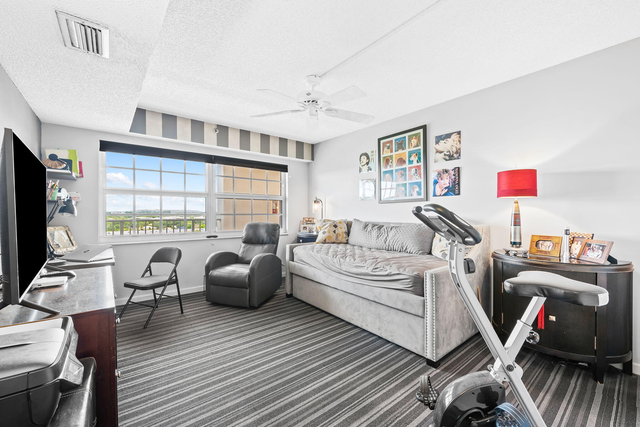 NO 112 PALM-AIRE COUNTRY CLUB - Residential