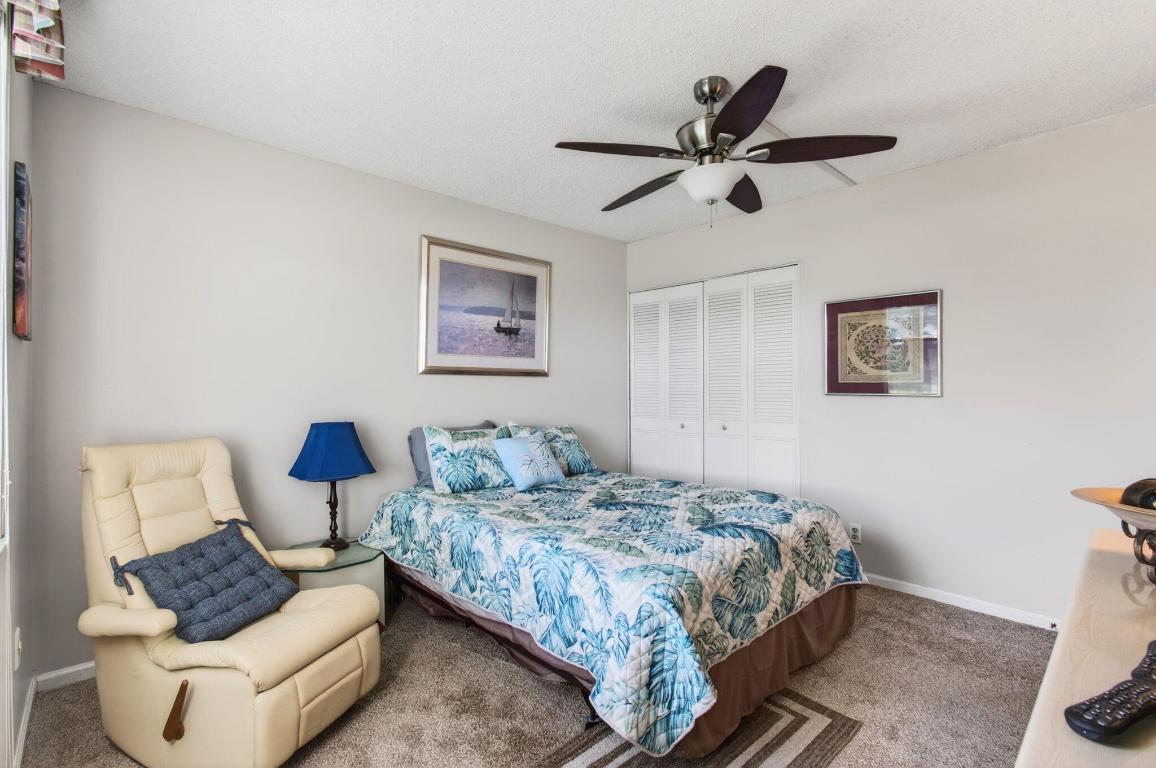 VILLAGES OF ORIOLE - Residential