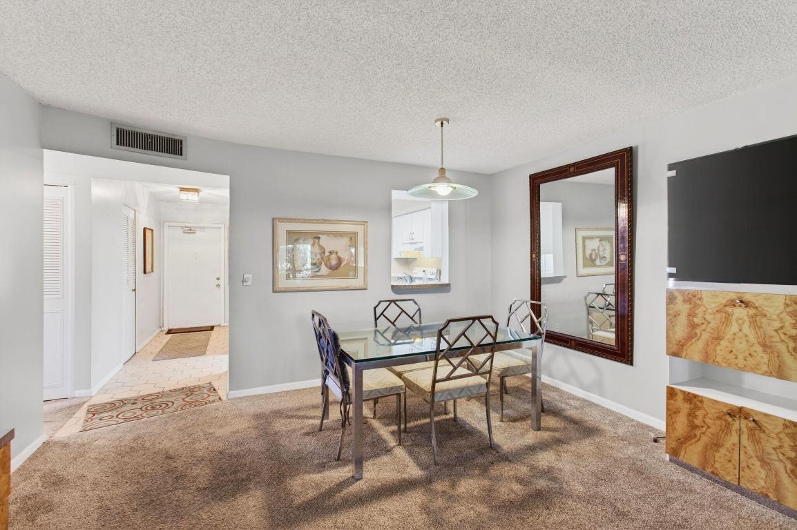 VILLAGES OF ORIOLE - Residential