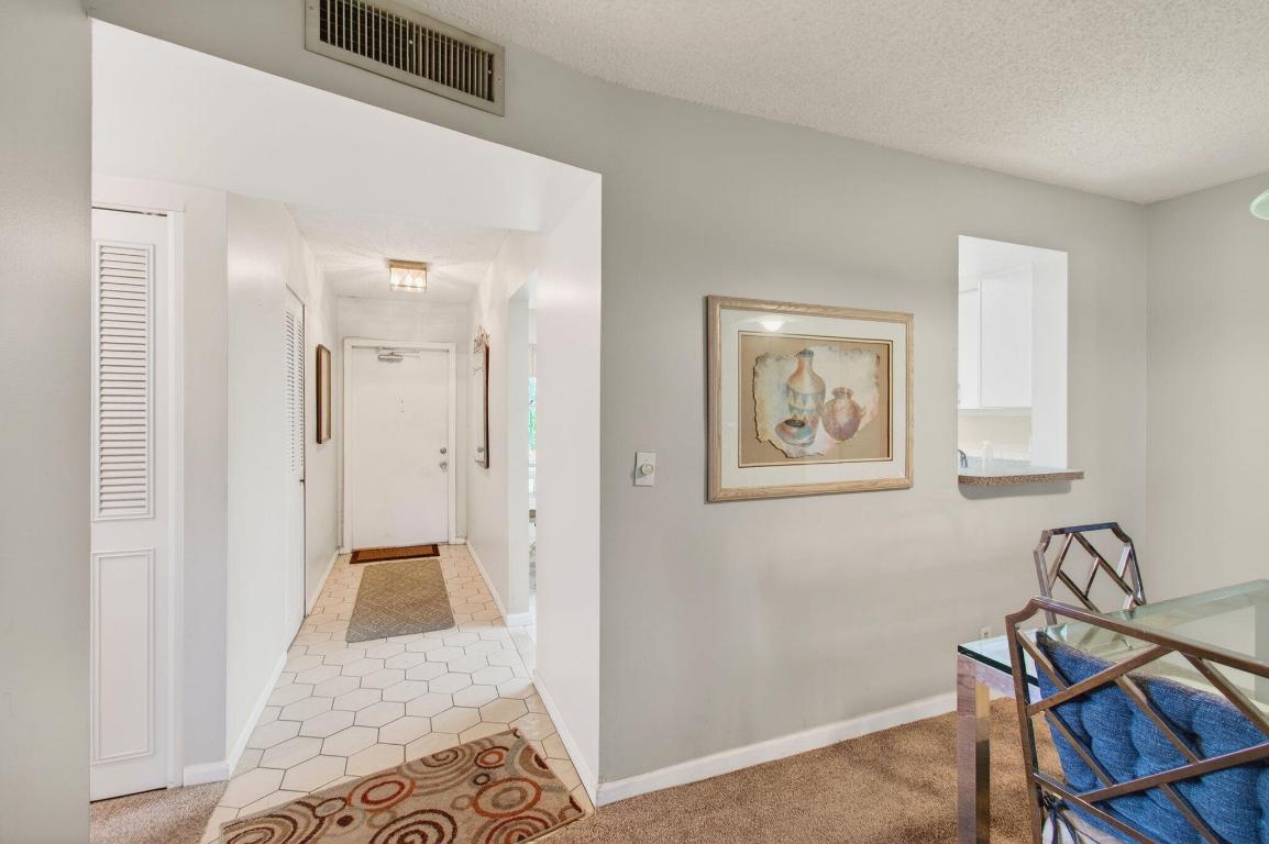 VILLAGES OF ORIOLE - Residential