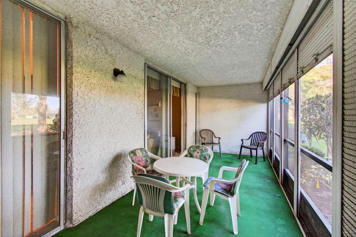 VILLAGES OF ORIOLE - Residential