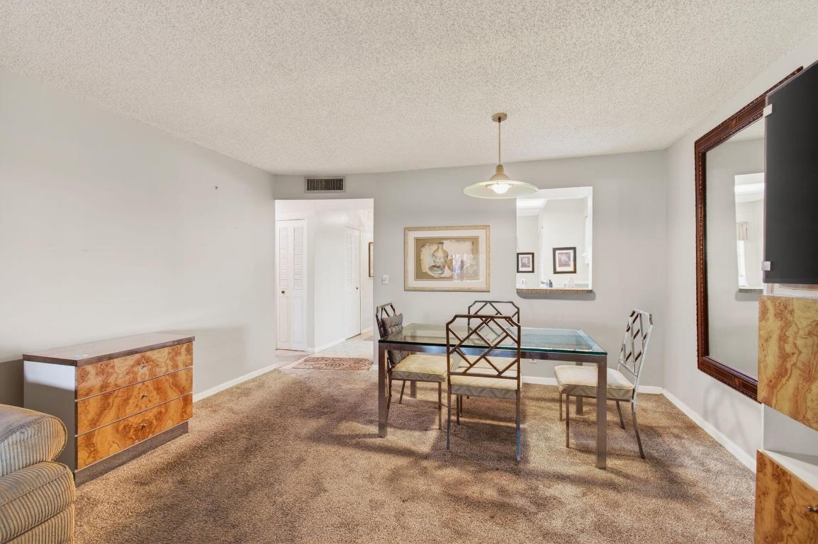 VILLAGES OF ORIOLE - Residential