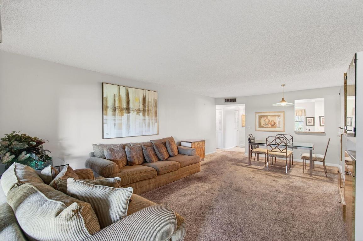 VILLAGES OF ORIOLE - Residential