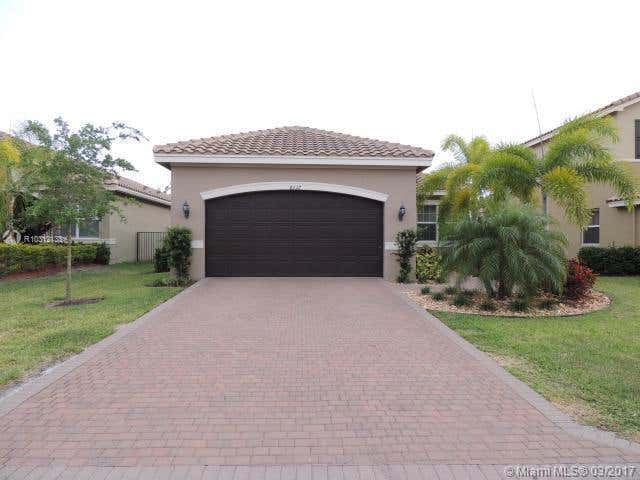 Photo of 8137 Pinnacle Pass Way, Boynton Beach, FL 33473 (MLS # B26057126)