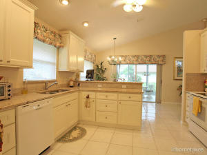 LAKERIDGE GREENS AT PIPER - Residential