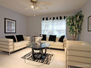 LAKERIDGE GREENS AT PIPER - Residential