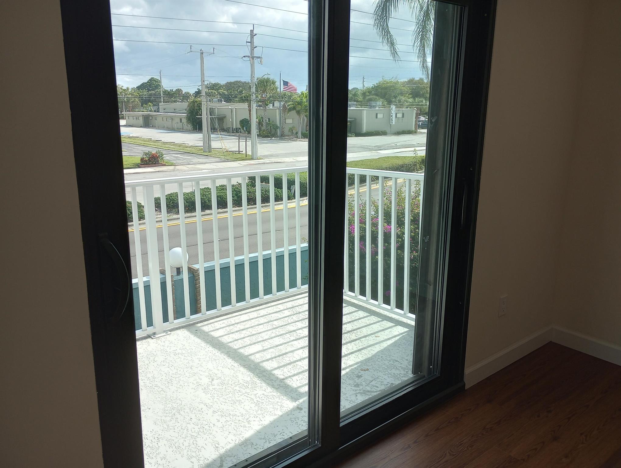 POPPLETON CREEK CONDO - Residential Lease