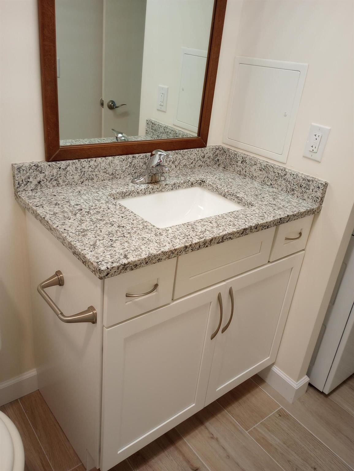 POPPLETON CREEK CONDO - Residential Lease