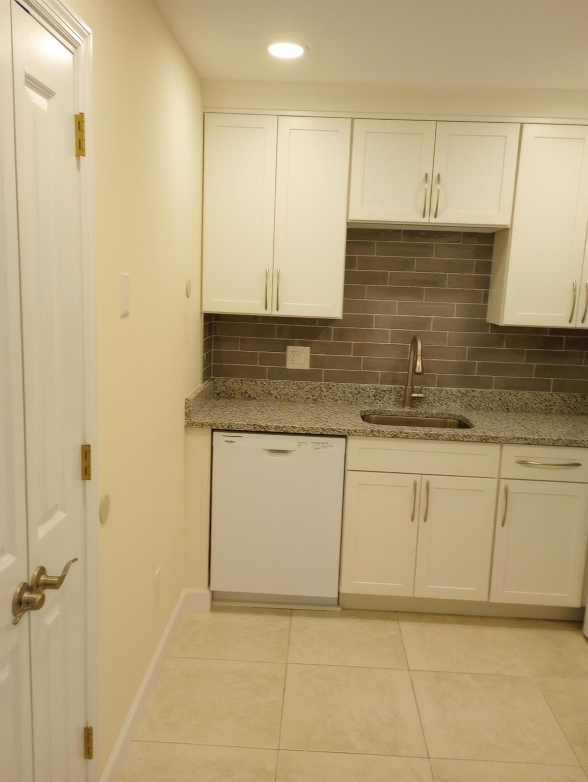 POPPLETON CREEK CONDO - Residential Lease