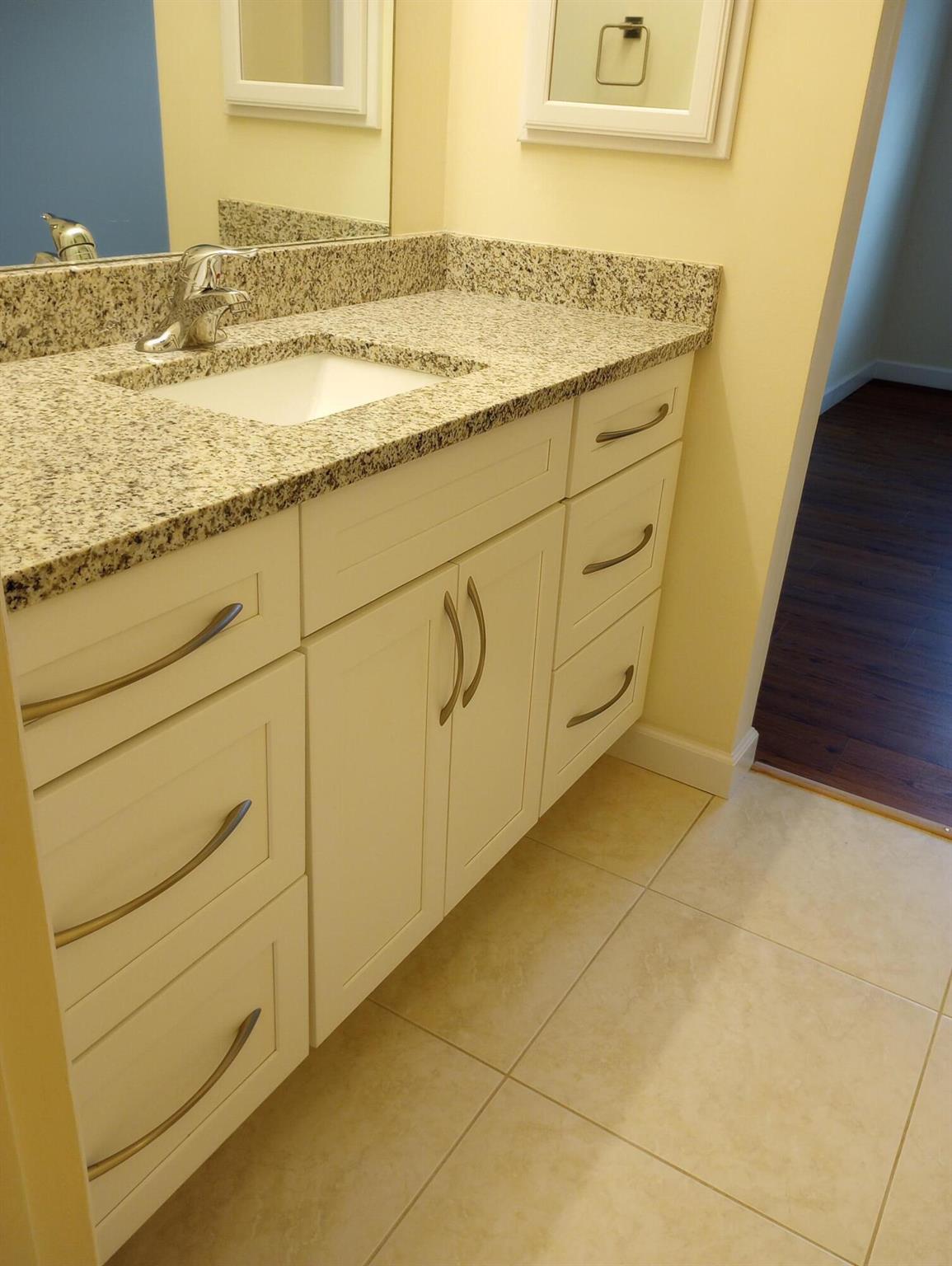 POPPLETON CREEK CONDO - Residential Lease