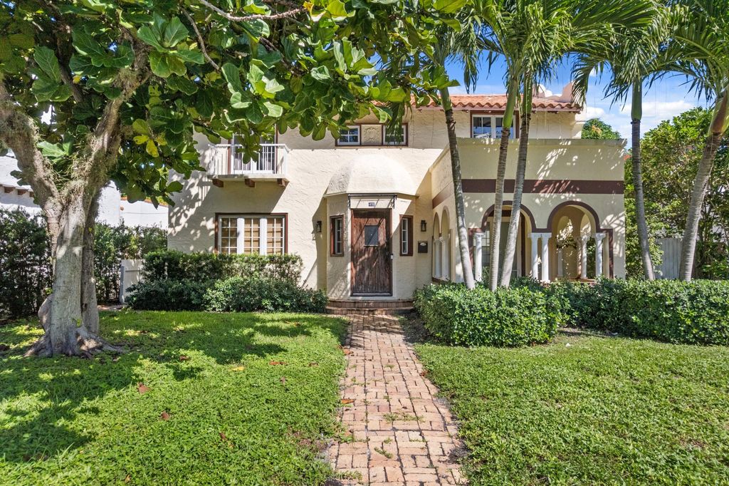 Photo of 419 30th Street, West Palm Beach, FL 33407 (MLS # B26013917)