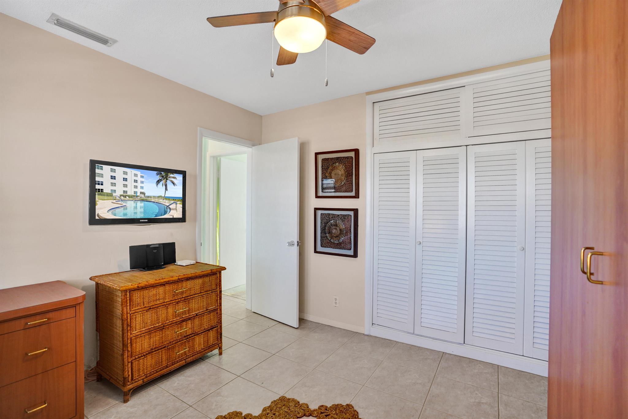 Carlton House - Residential