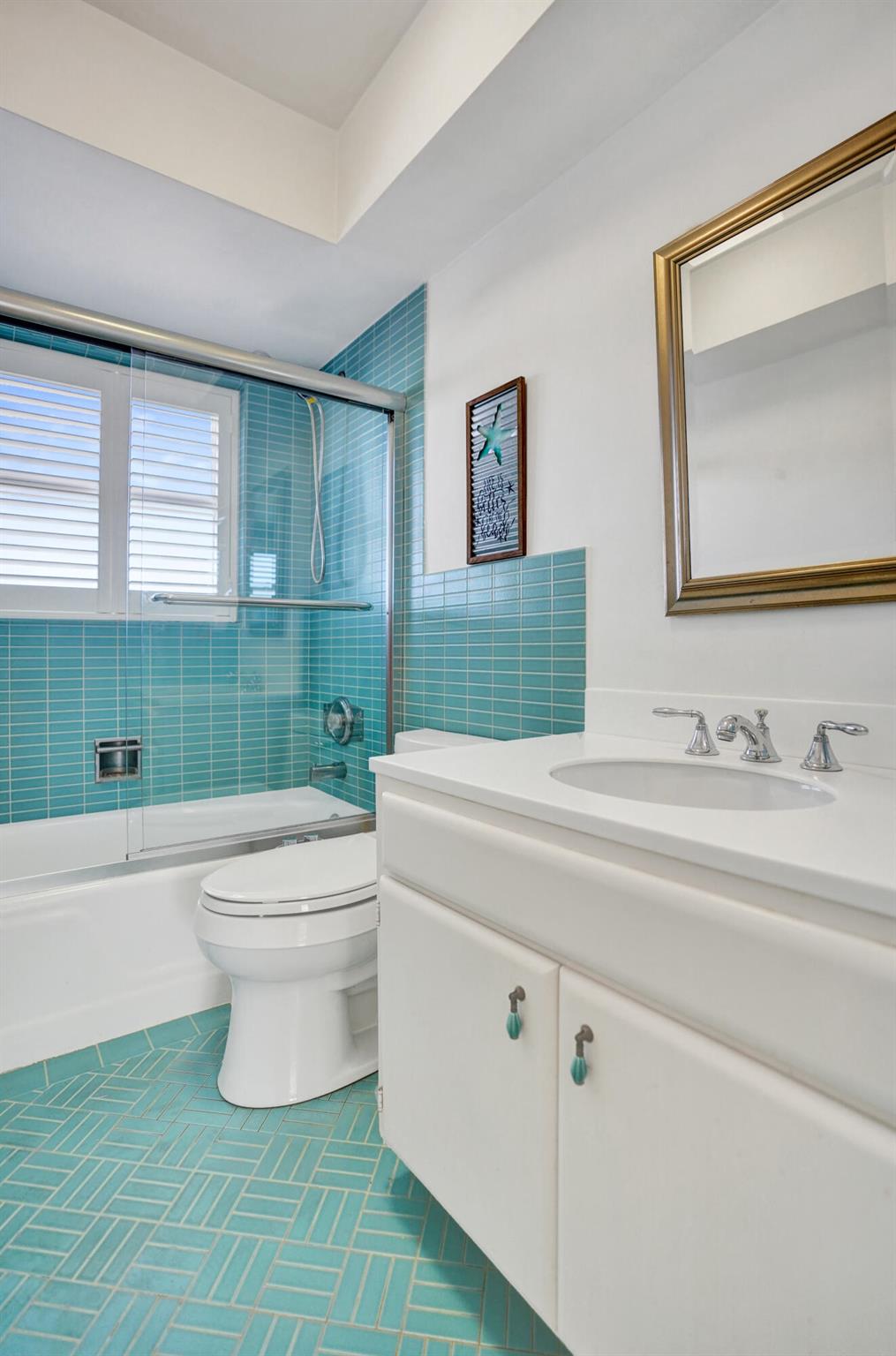 Carlton House - Residential