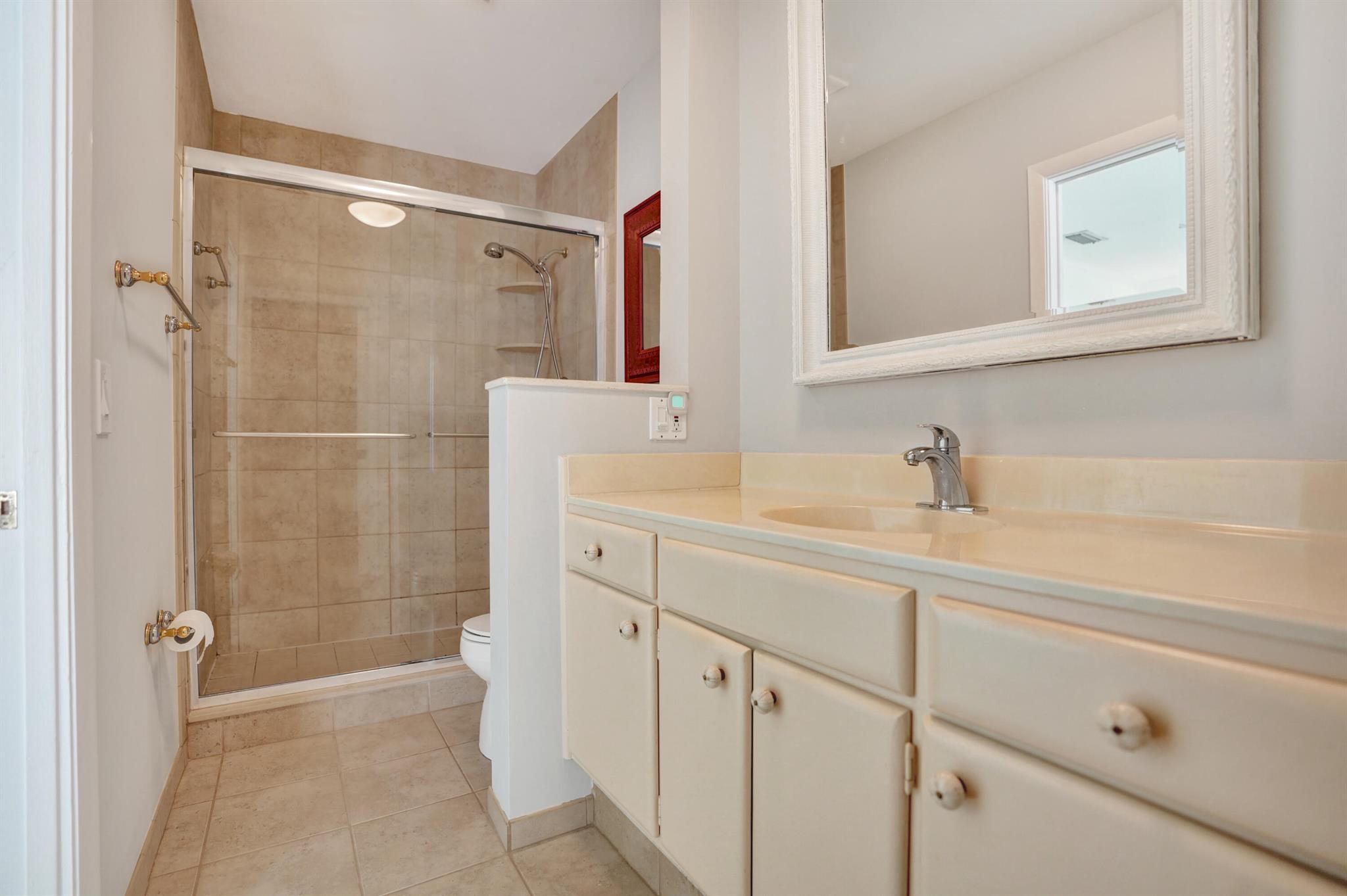 Carlton House - Residential