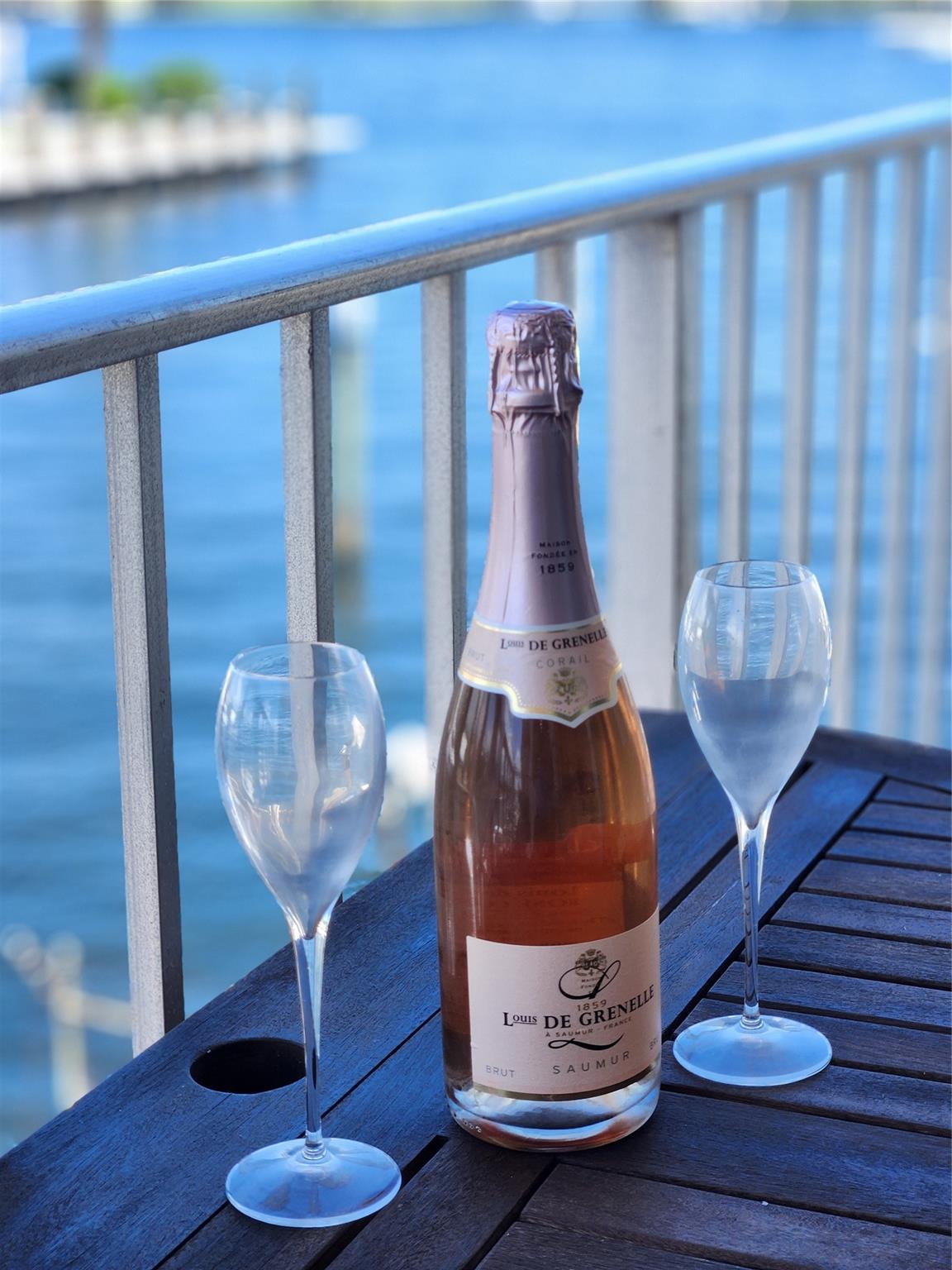 CROMWELL EAST CONDO - Residential Lease