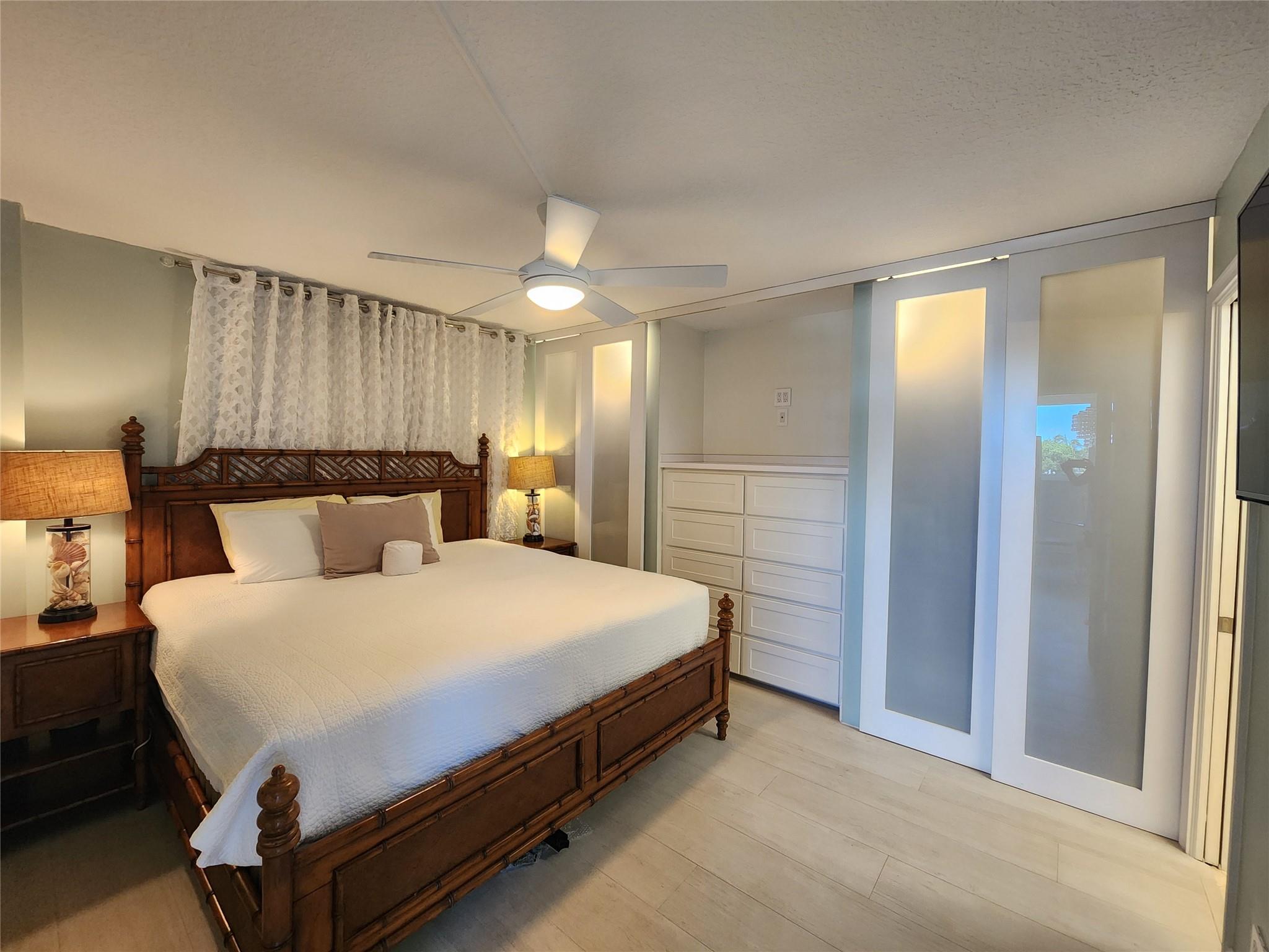 CROMWELL EAST CONDO - Residential Lease