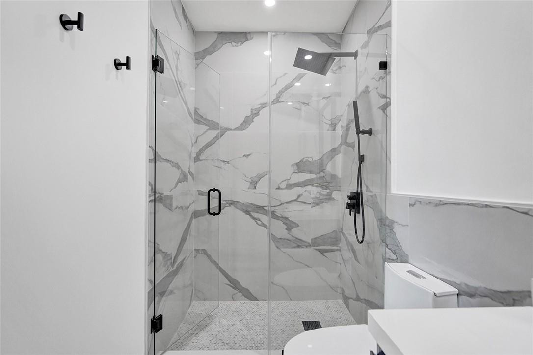 LOFTS AT HOLLYWOOD STATIO - Residential