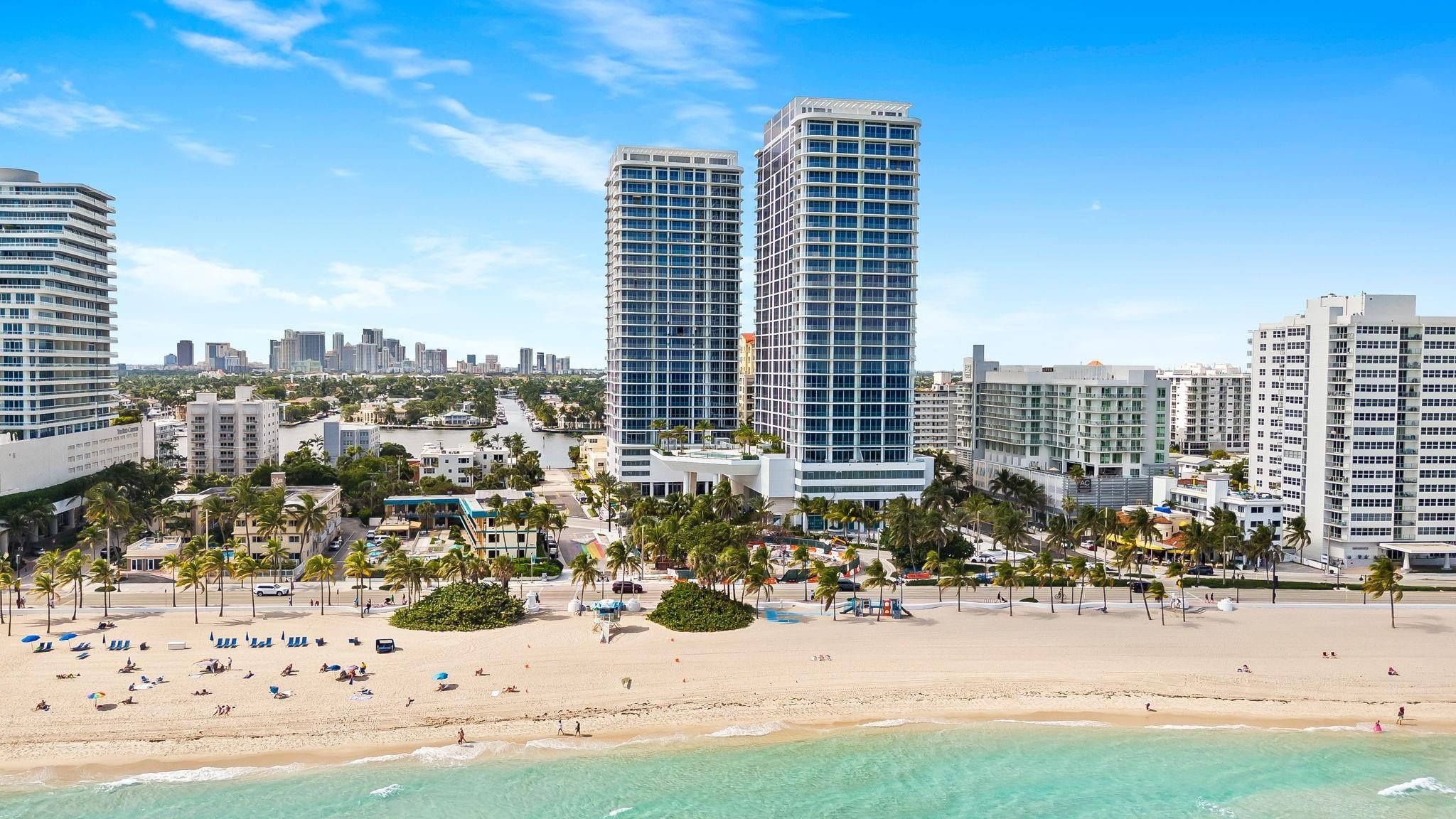 153 N Seabreeze Boulevard N