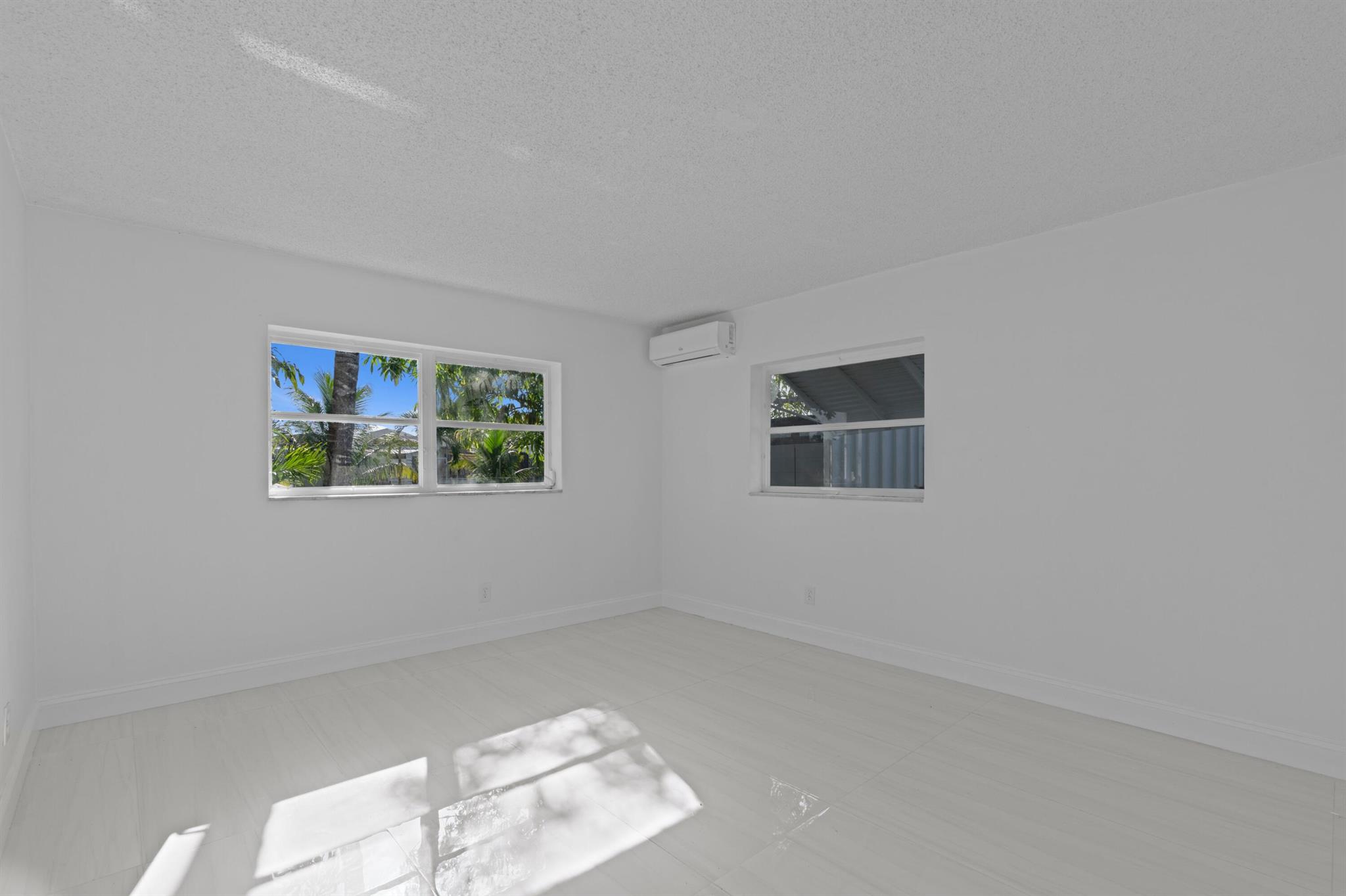 OAKLAND ESTATES 1ST SEC - Residential