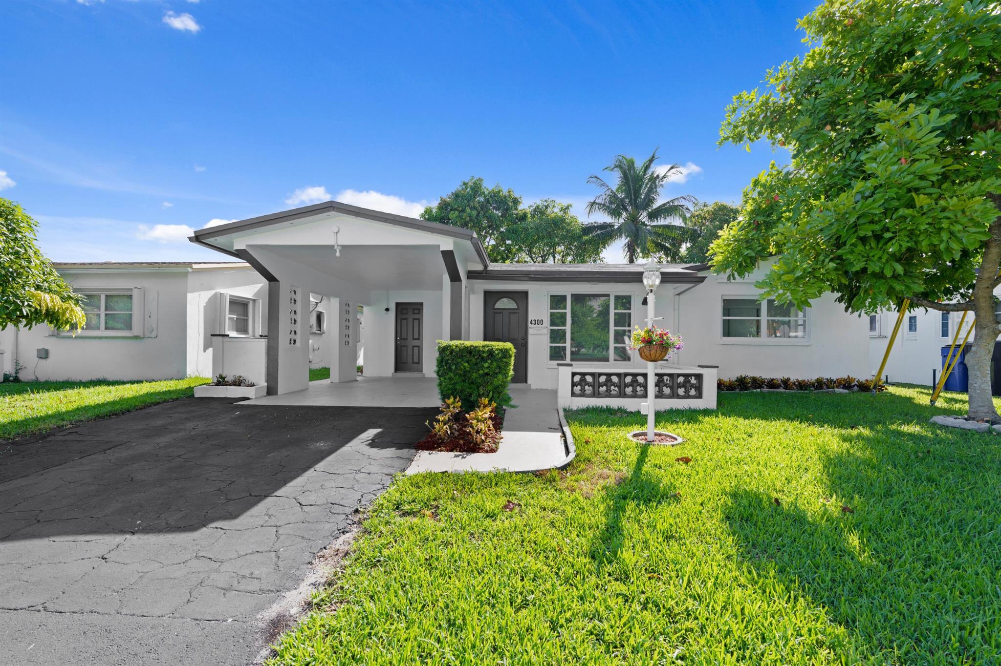OAKLAND ESTATES 1ST SEC - Residential