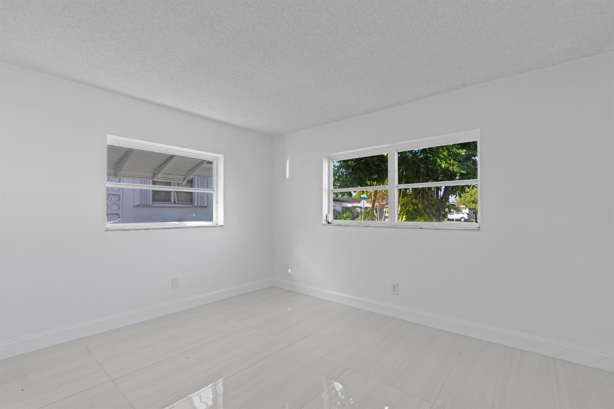 OAKLAND ESTATES 1ST SEC - Residential