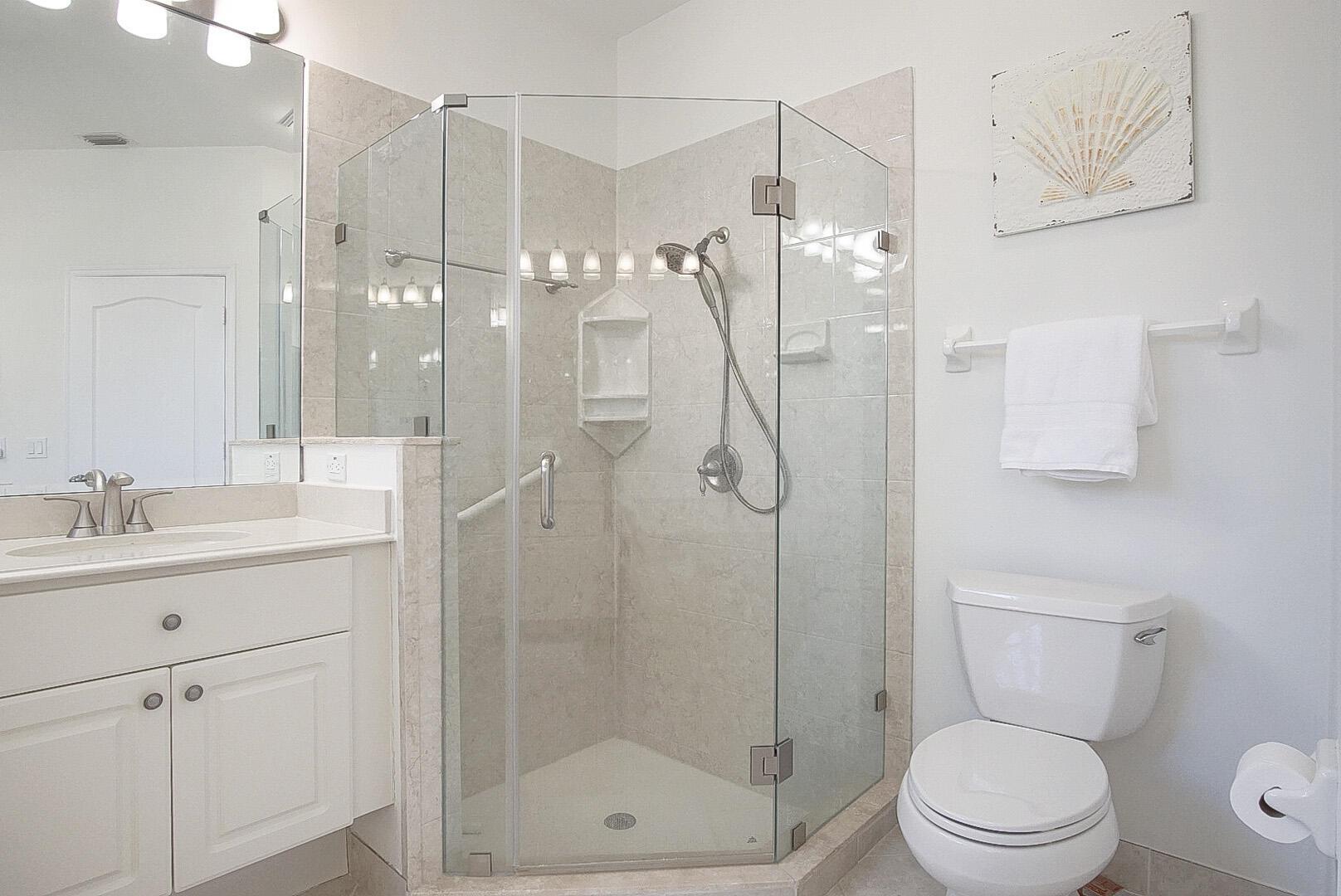 IBIS GOLF AND COUNTRY CLU - Residential Lease