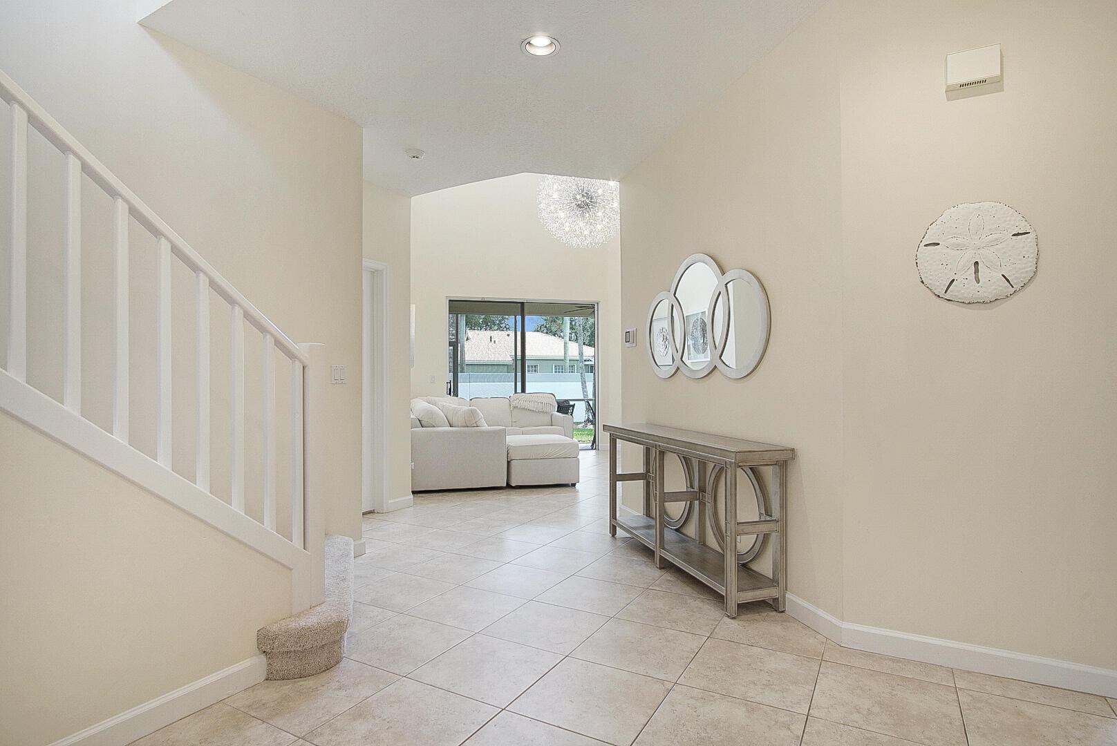 IBIS GOLF AND COUNTRY CLU - Residential Lease