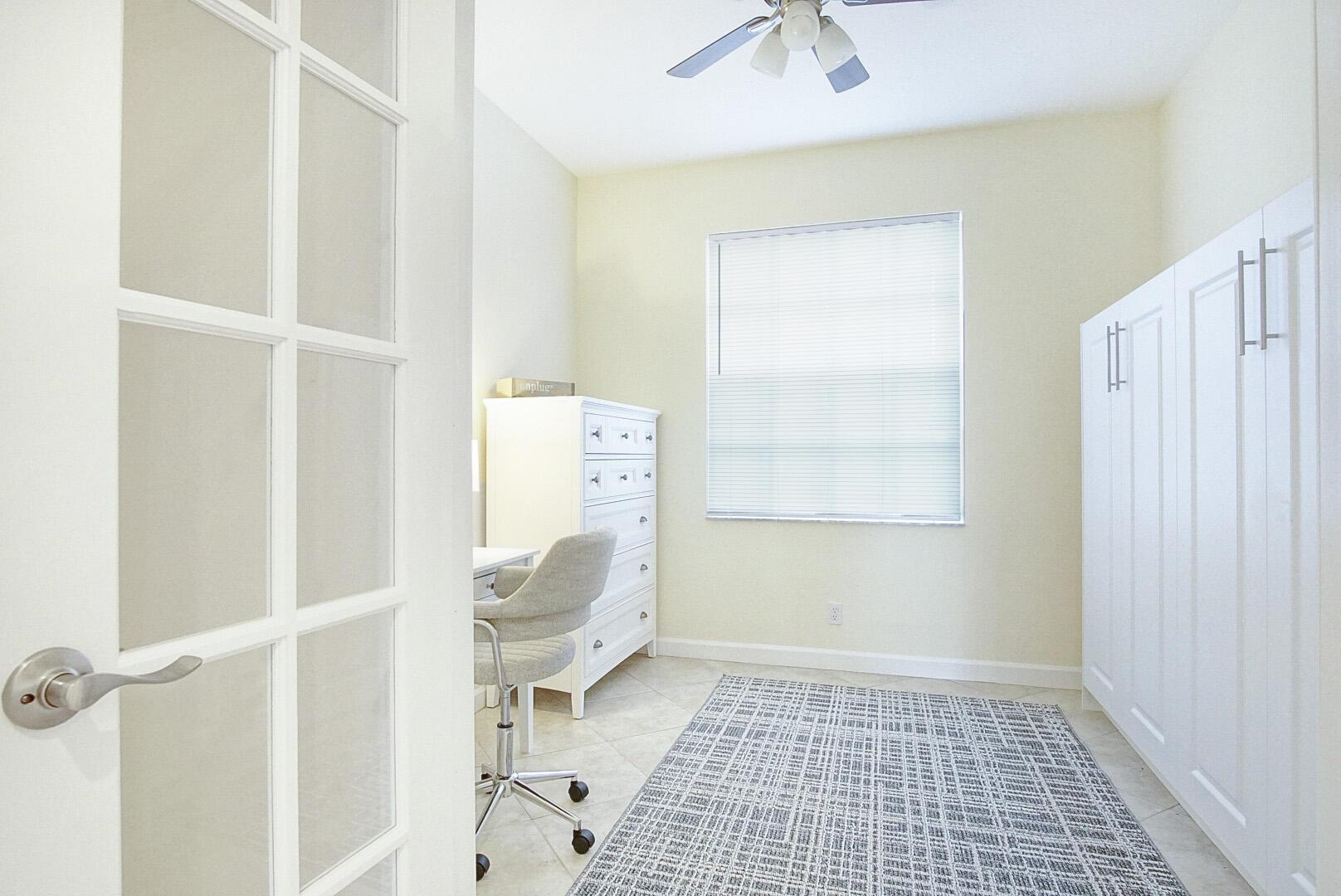 IBIS GOLF AND COUNTRY CLU - Residential Lease