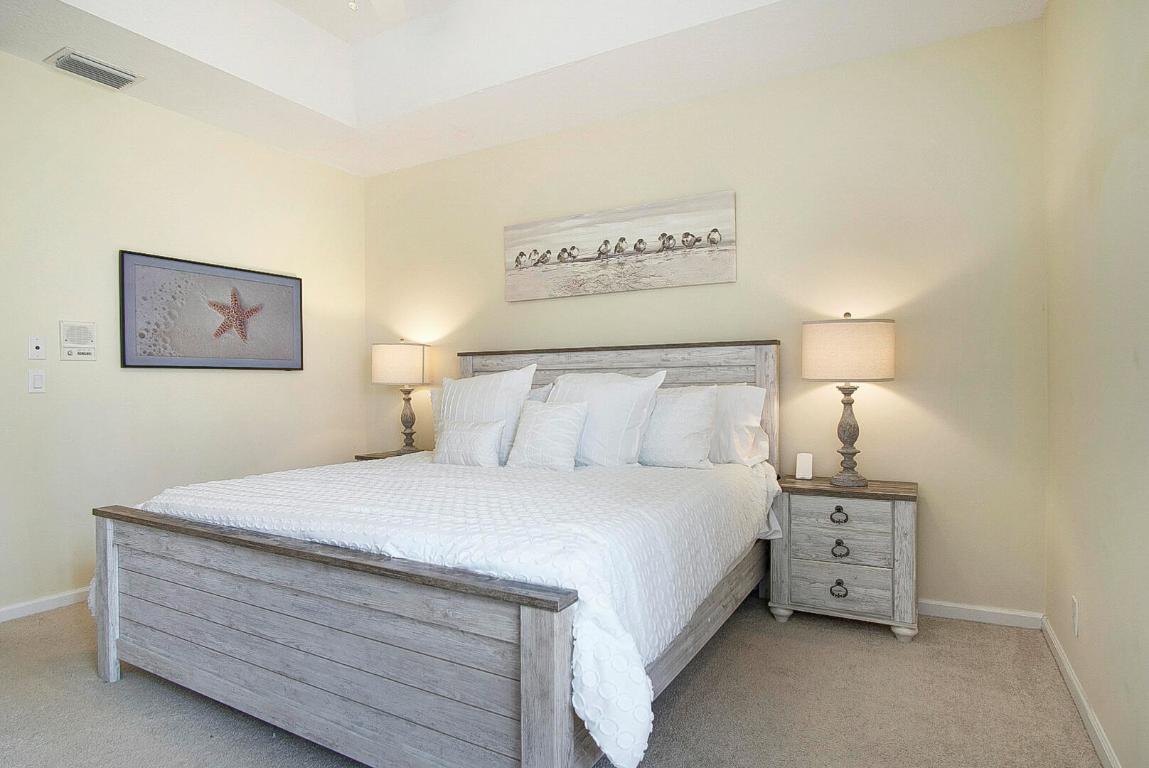 IBIS GOLF AND COUNTRY CLUB 3 - Residential Lease