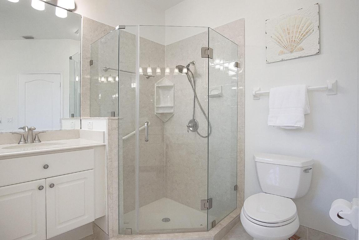 IBIS GOLF AND COUNTRY CLUB 3 - Residential Lease