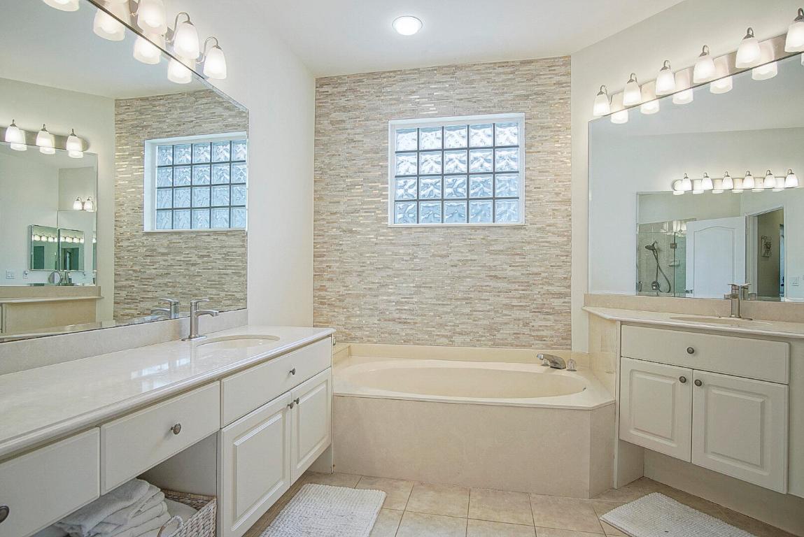 IBIS GOLF AND COUNTRY CLUB 3 - Residential Lease