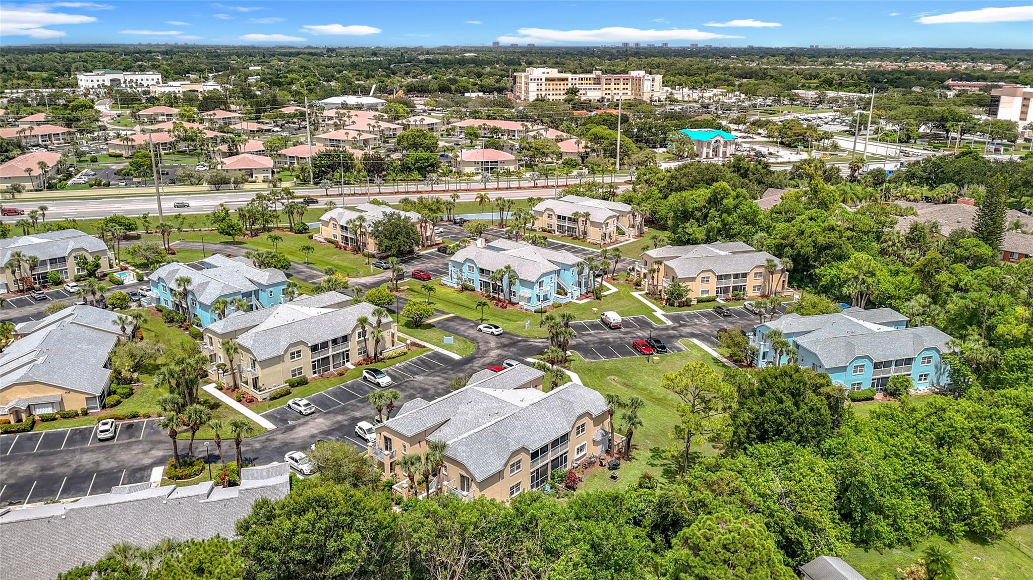 1672 SE Green Acres Cir B-104, Port St Lucie, FL, 34952/$220,000 1 1672 SE Green Acres Cir B-104