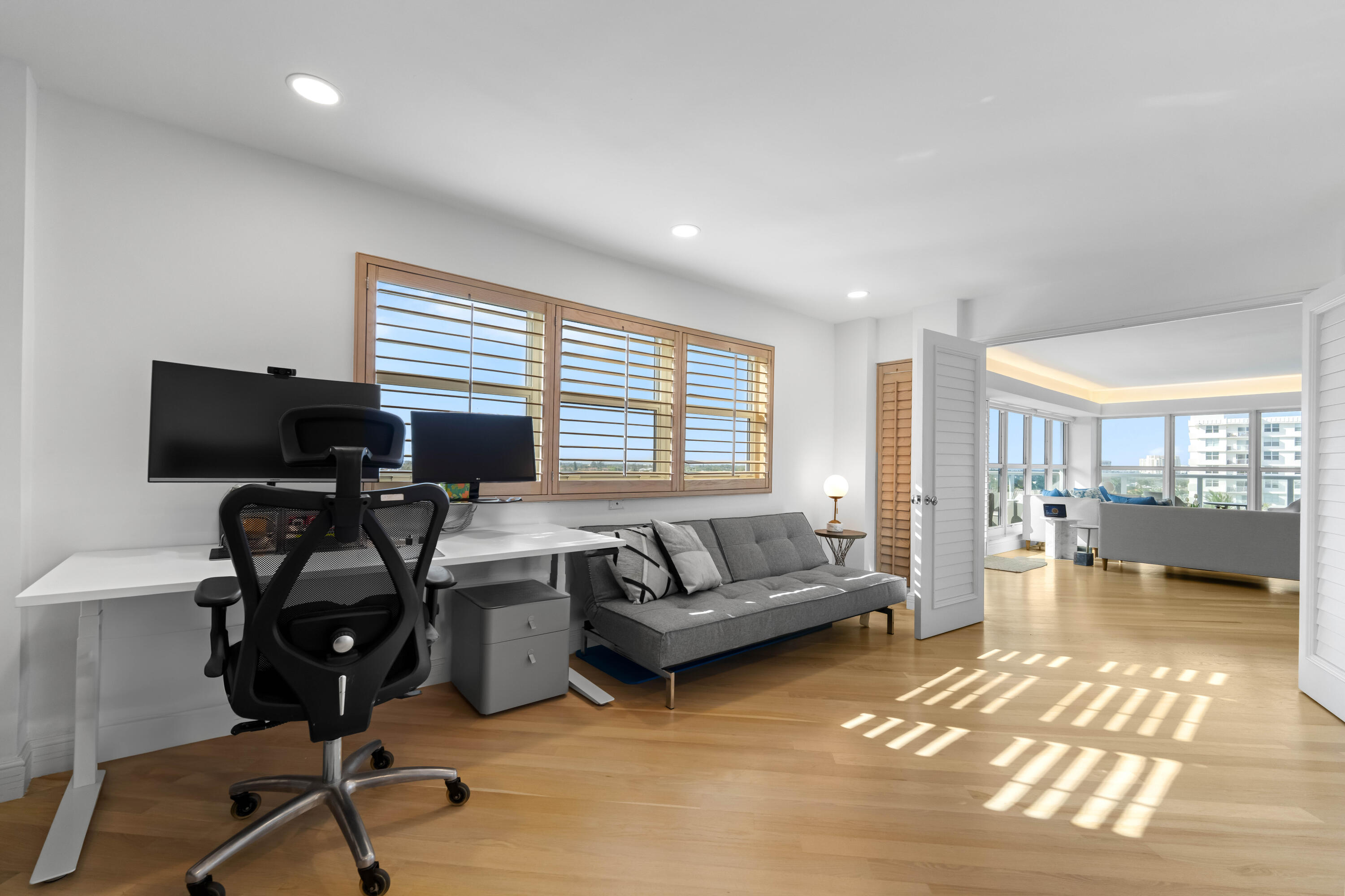 PARKER HIGHLAND CONDO - Residential