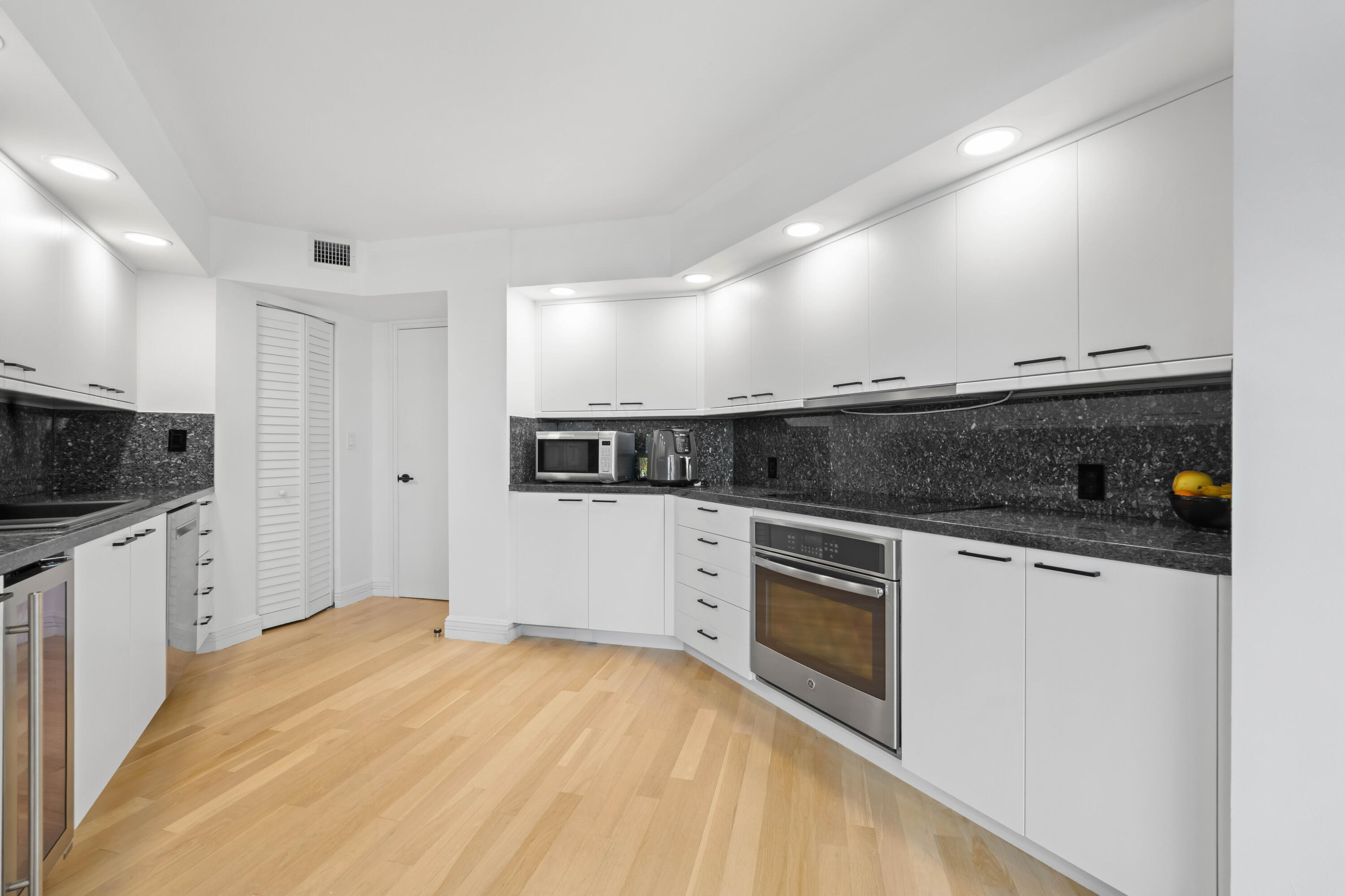 PARKER HIGHLAND CONDO - Residential