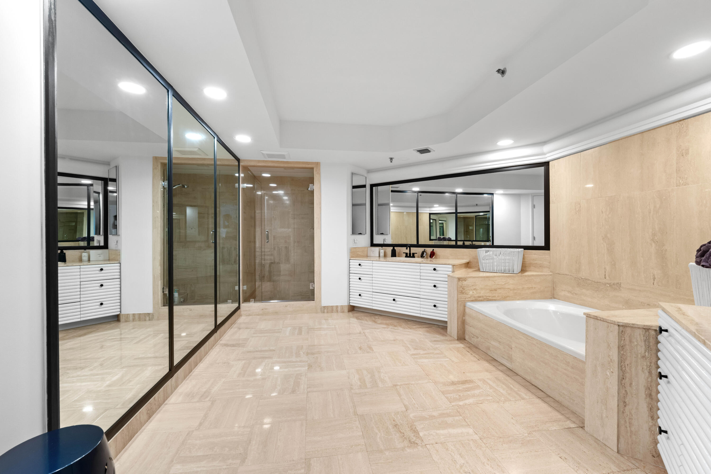 PARKER HIGHLAND CONDO - Residential