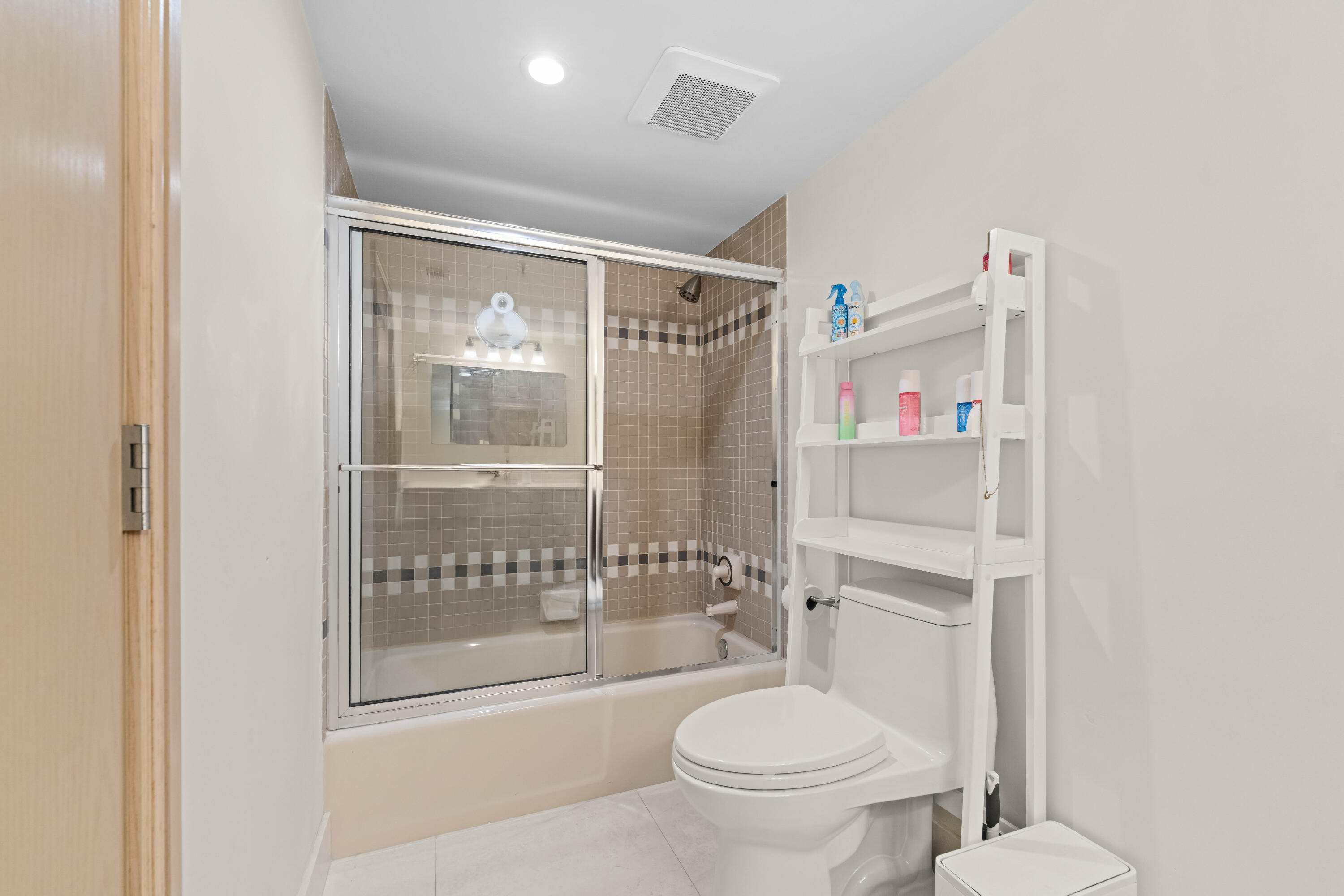 PARKER HIGHLAND CONDO - Residential