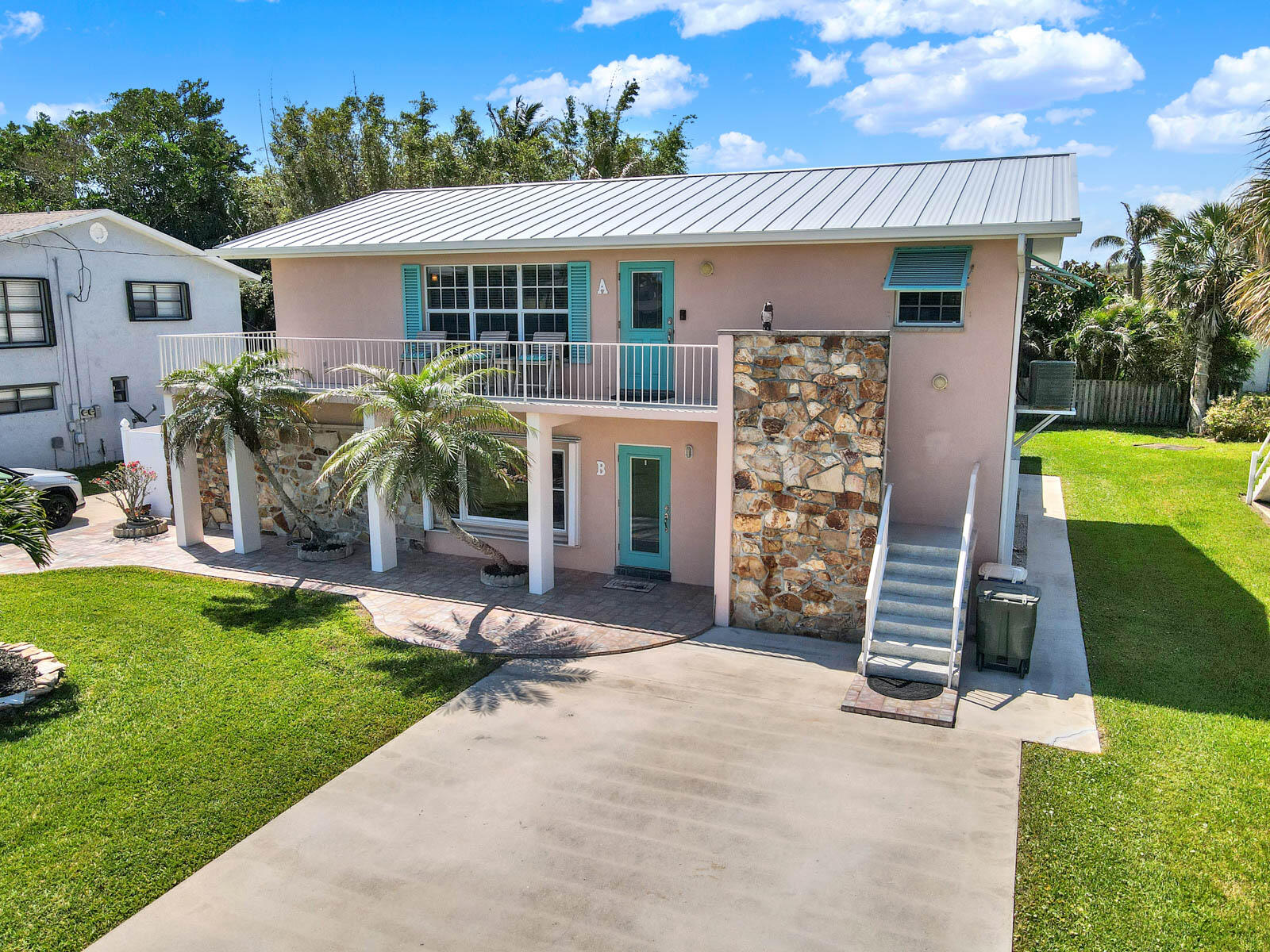 1819 Melaleuca Drive A And B