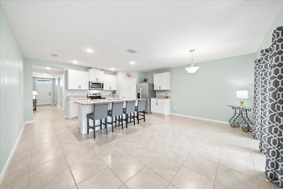 7202 Tigereye Way