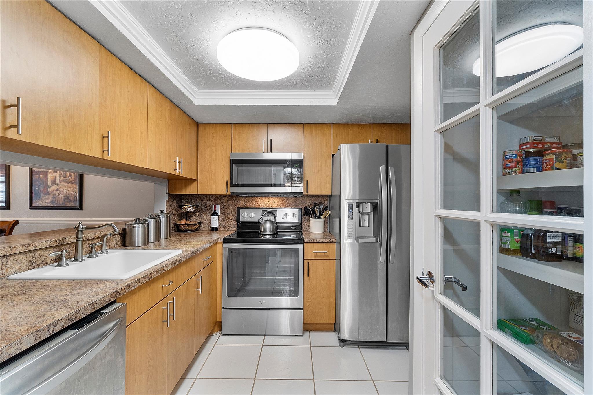 TOWNHOMES OF ORIOLE - Residential