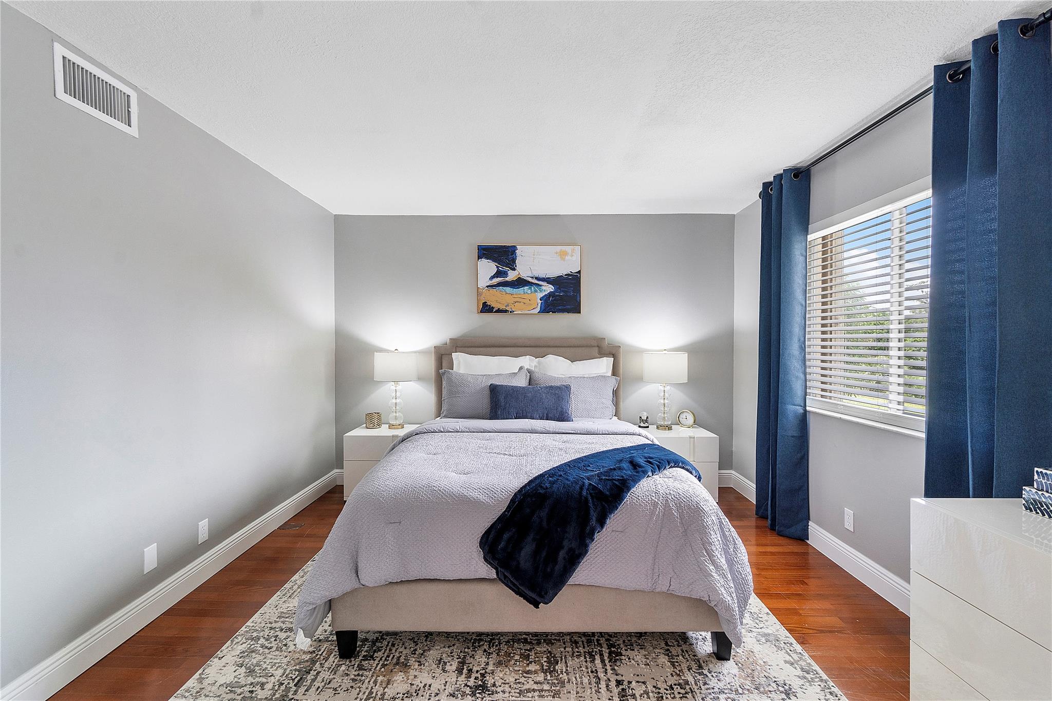 TOWNHOMES OF ORIOLE - Residential