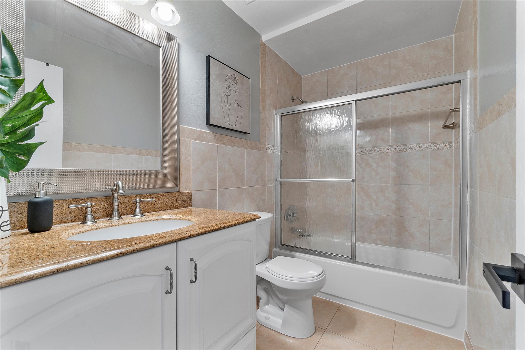 TOWNHOMES OF ORIOLE - Residential
