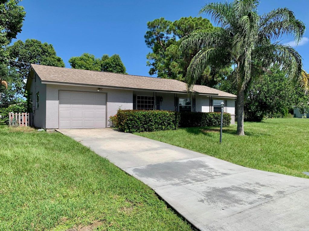 Photo of 2081 SW Gemini Lane, Port St Lucie, FL 34984 (MLS # R10964764)