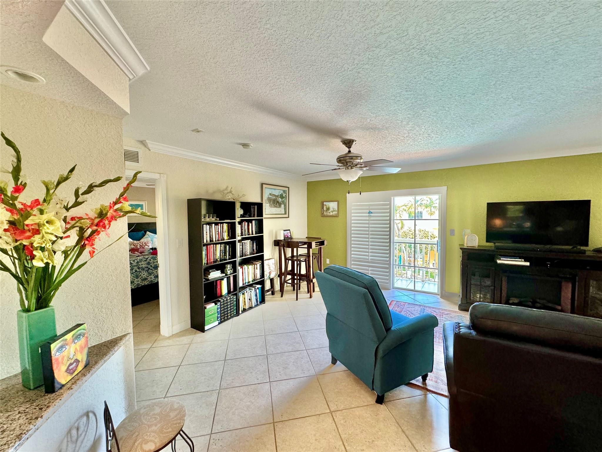 151 NE 16th Ave 367