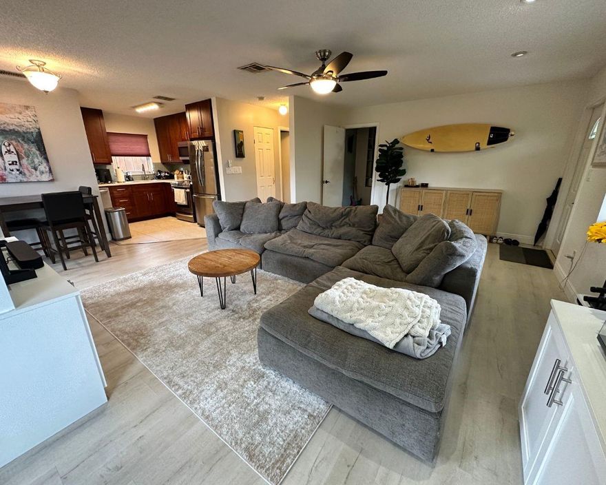 Welcome to this immaculately kept and charming duplex unit on a quiet tree lined street in Croissant Park. Step inside to find a tremendous amount of open living space draped in natural light. Each bedroom is spacious and has lots of closet space. One bedroom has a built-in desk and shelving and is more suited for use as a home office. Impact windows and doors throughout. In-unit washer and dryer! Large fenced yard offers occupants private yard space. Phenomenal location in proximity to major roads, the airport, markets, 17th Street and Downtown. Two parking spaces. Small pet less than 25LBS OK with a $250 non-refundable pet deposit. First, Last, and Security Deposit to move-in. Minimum credit score 700. Monthly income must be minimum 3x rent amount. Renter's insurance mandatory.