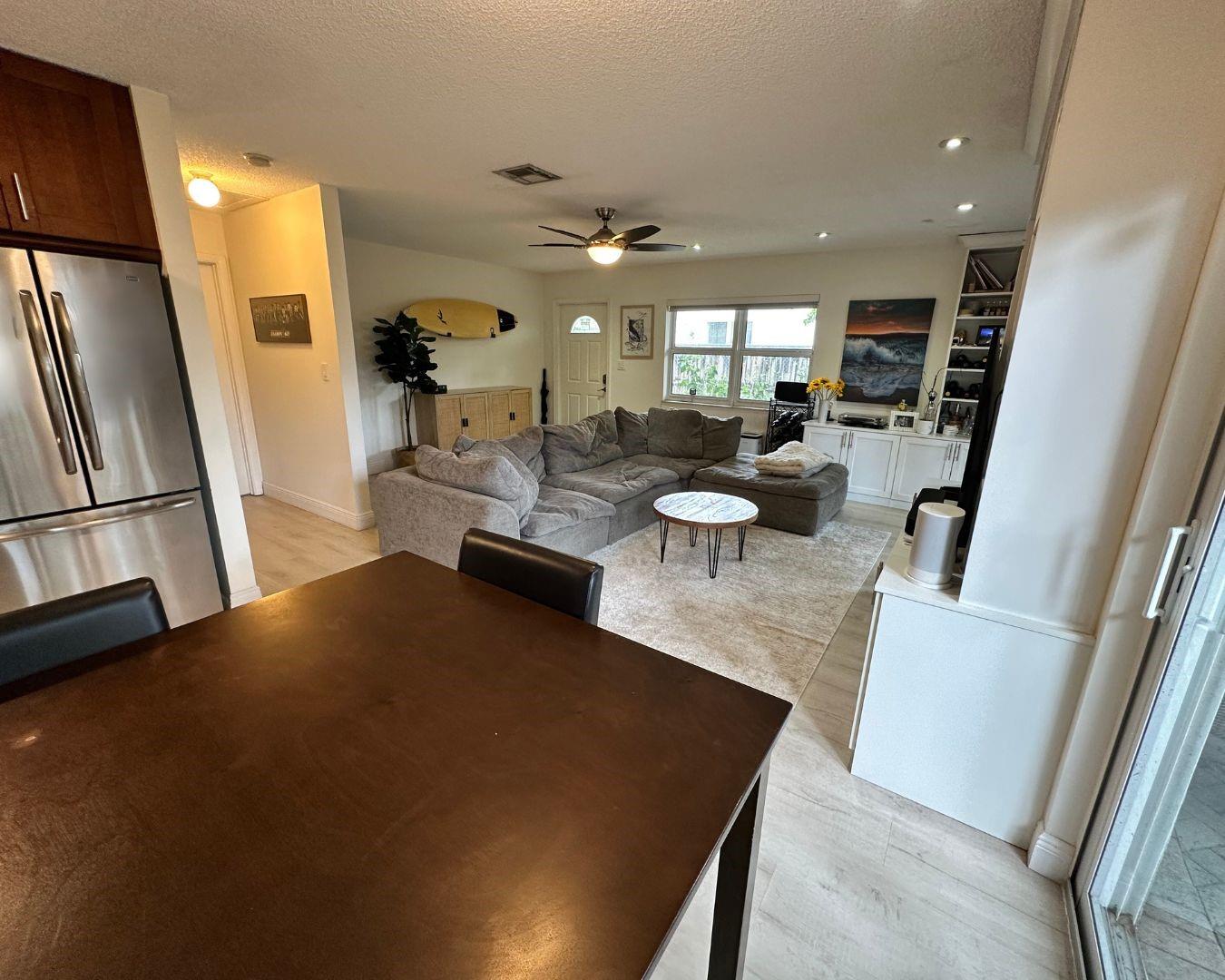 LAUDERDALE PINES - Residential Lease