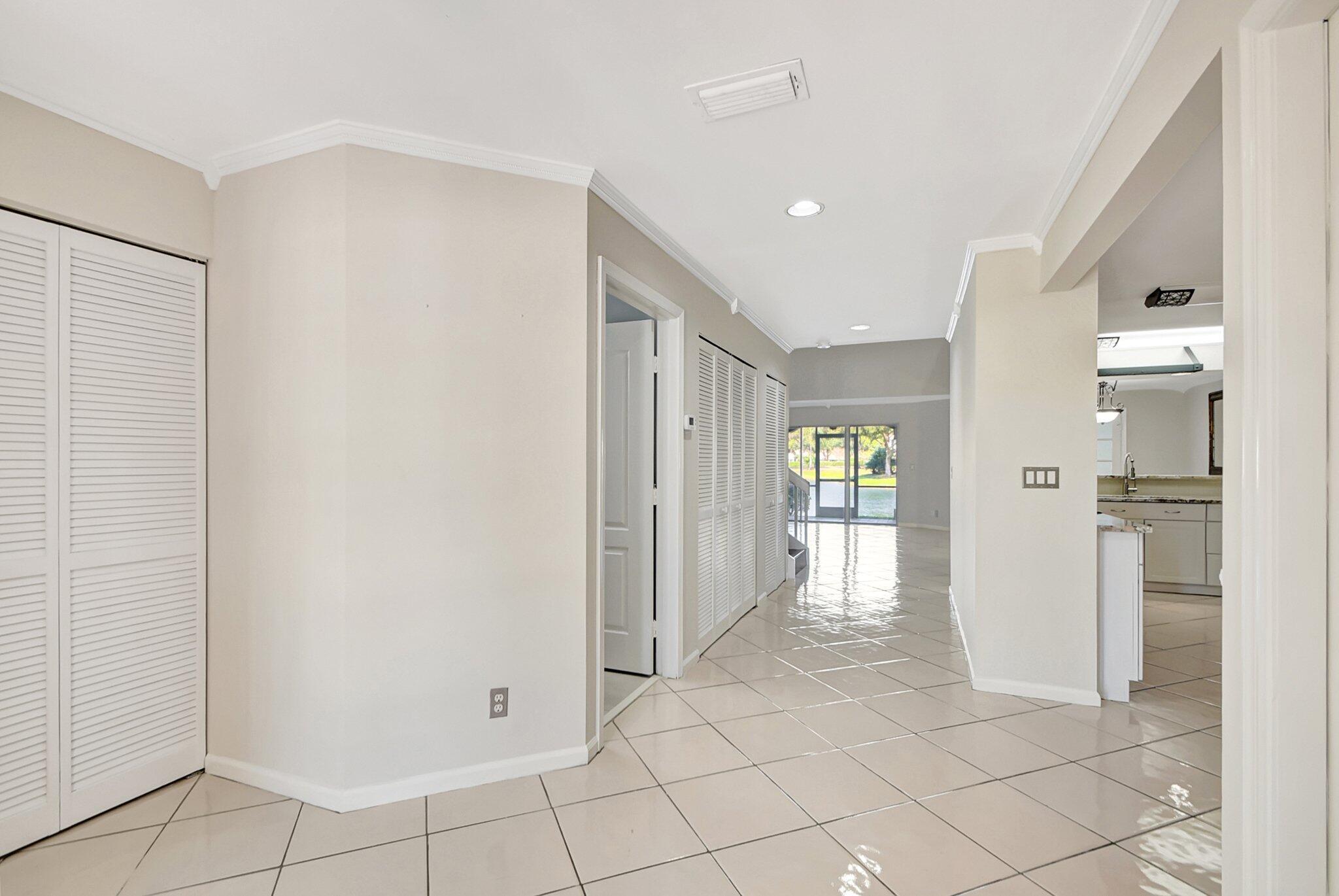 9203 Boca Gardens Circle S Apt B