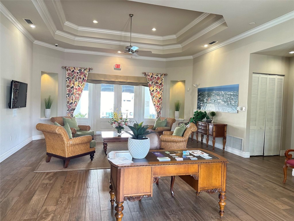 Pineapple Grove Village - Residential