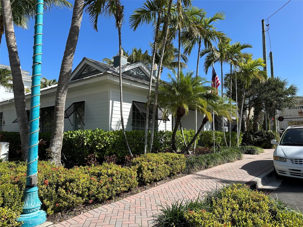Pineapple Grove Village - Residential