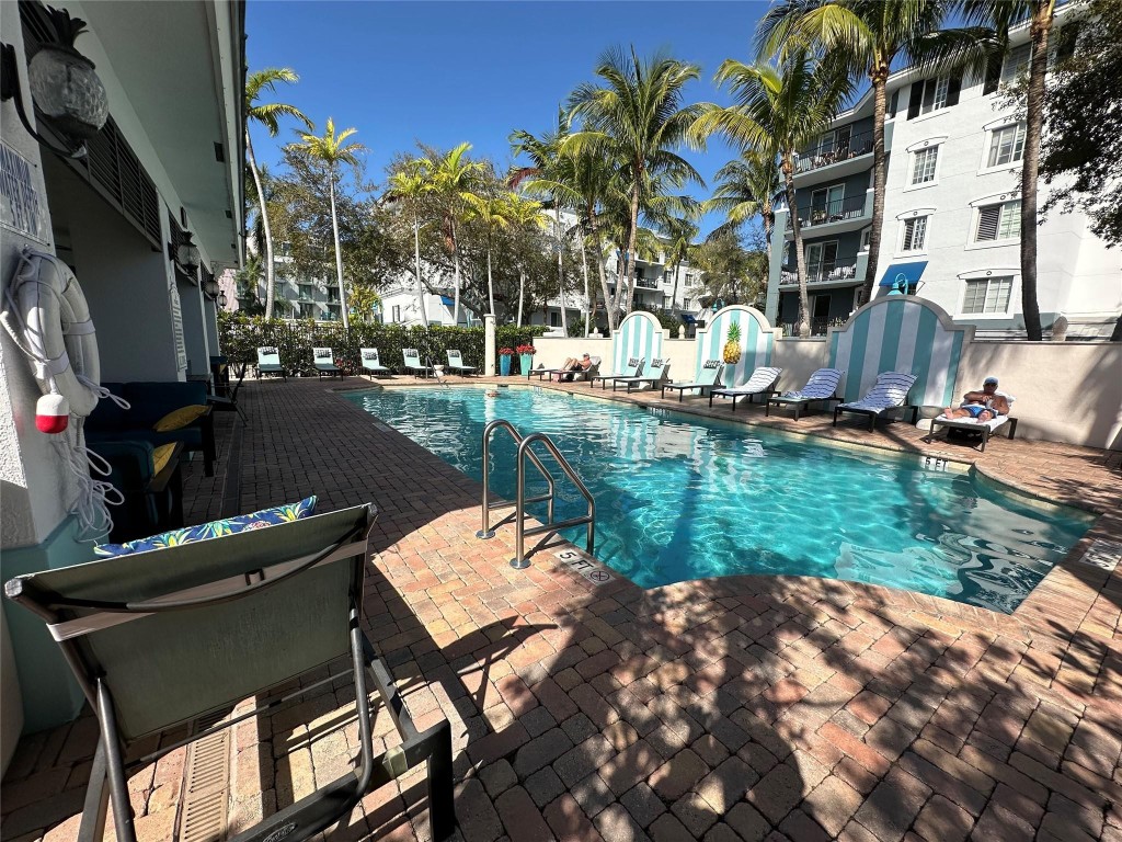 Pineapple Grove Village - Residential